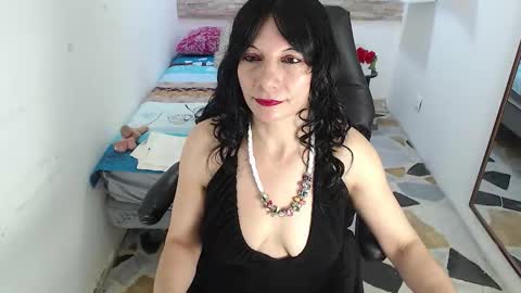 Snapshot of sofia_granny chatting on 4, 10, 2025 Sofia online show from 4, 10, 2025