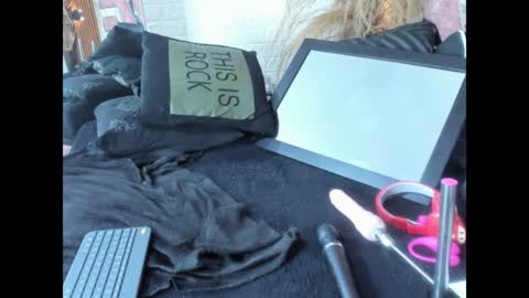 sofia gutierrez   online show from 3, 2, 2025