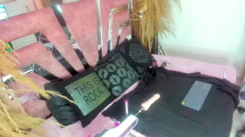 sofia gutierrez   online show from 17, 2, 2025