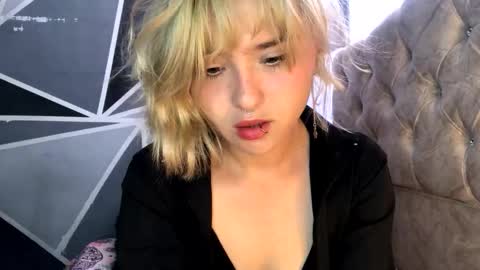 Snapshot of sofia_jimenezz chatting on 26, 10, 2025 Sofia Jimenez online show from 26, 10, 2025