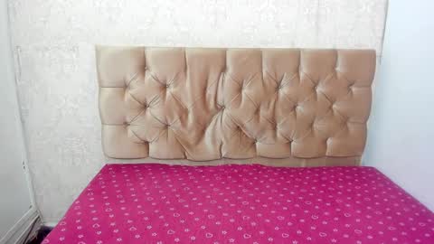 sofia_land_18 online show from 12, 12, 2024