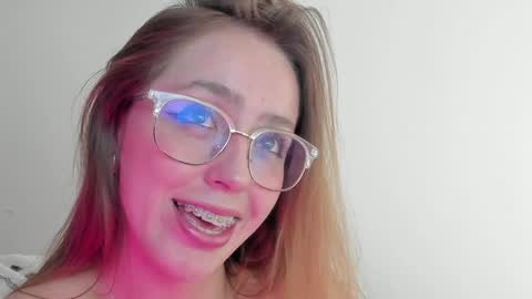     online show from 6, 2, 2025
