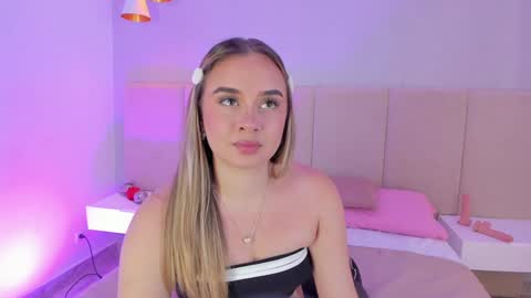 SOFIA PAMELA online show from 27, 12, 2024