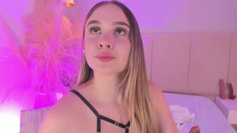 SOFIA PAMELA online show from 16, 2, 2025