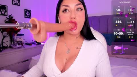 Snapshot of sofia_riot1 chatting on 3, 2, 2025 sofia  online show from 3, 2, 2025