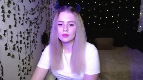 sofia_rosemary online show from 7, 2, 2025