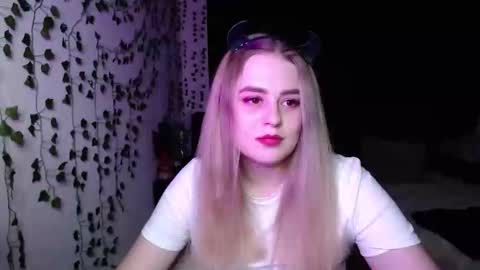 sofia_rosemary online show from 8, 3, 2025