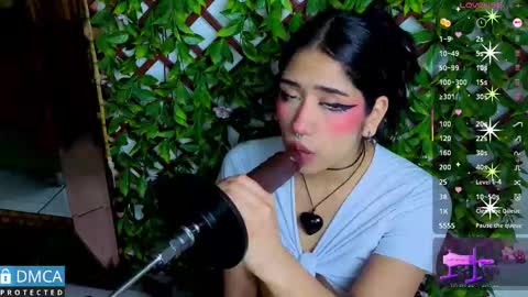 Sofia Sstone online show from 4, 3, 2026