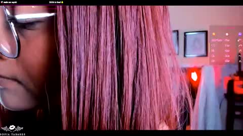 Demi Sofia online show from 18, 2, 2025