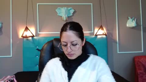 Snapshot of sofia_white3 chatting on 12, 10, 2025 Sofa online show from 12, 10, 2025