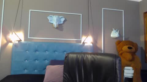 Snapshot of sofia_white3 chatting on 12, 11, 2025 Sofa online show from 12, 11, 2025