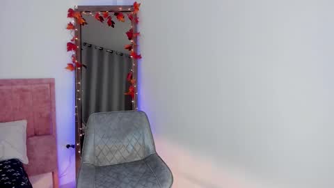 Snapshot of sofia_wilson_ chatting on 29, 10, 2025 Sofia Wilson online show from 29, 10, 2025