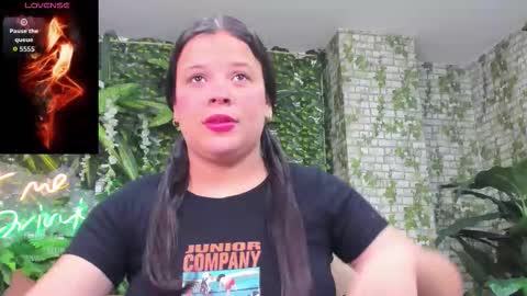 Snapshot of sofiaabigboobs chatting on 12, 10, 2025 sofiaabigboobs online show from 12, 10, 2025