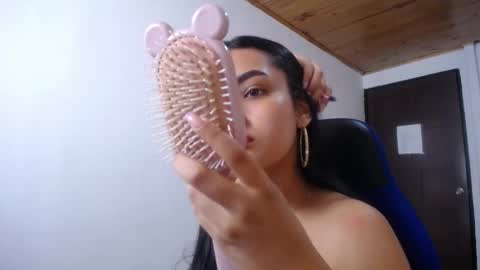 Snapshot of sofiaasexy19 chatting on 2, 10, 2025 Sofia online show from 2, 10, 2025