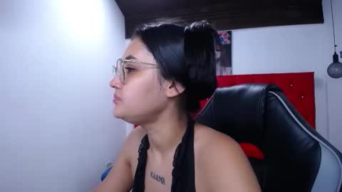 Snapshot of sofiaasexy19 chatting on 19, 12, 2025 Sofia online show from 19, 12, 2025