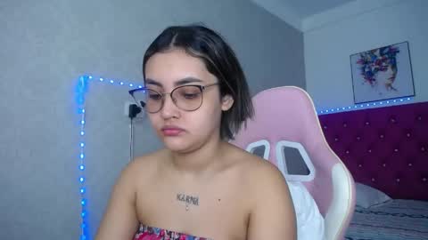 Snapshot of sofiaasexy19 chatting on 7, 5, 2026 Sofia online show from 7, 5, 2026