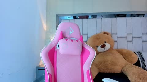 Sofia  online show from 28, 12, 2024