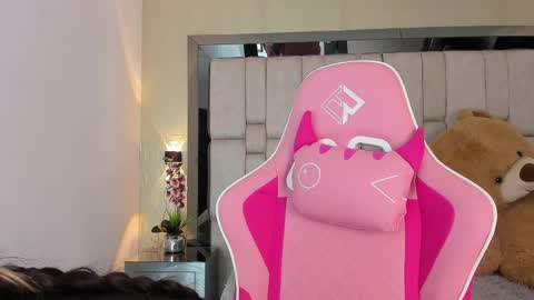 Sofia  online show from 18, 2, 2025