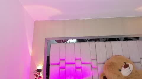 Sofia  online show from 19, 2, 2025