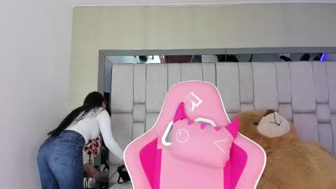 Sofia  online show from 21, 2, 2025