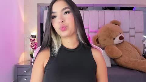 Sofia  online show from 7, 3, 2025