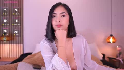 Sofia  online show from 10, 9, 2025