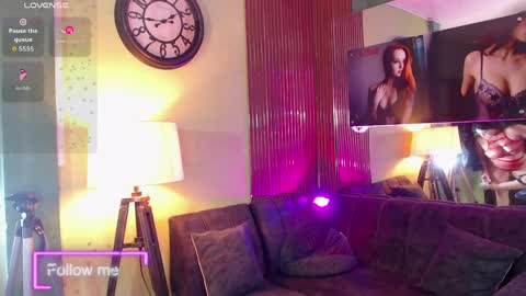 Snapshot of sofiadavis_23 chatting on 9, 4, 2026 SOFIA online show from 9, 4, 2026