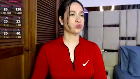 sofiaduque_26 online show from 18, 6, 2026