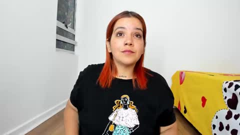 sofiaortizx online show from 28, 1, 2025