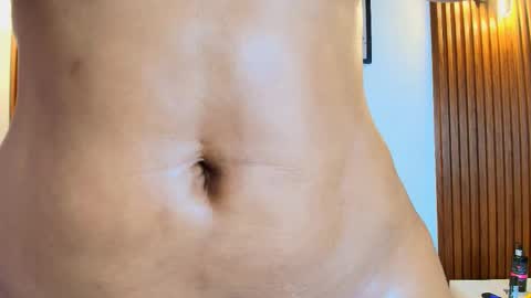 Snapshot of sofiasweett1 chatting on 12, 10, 2025   online show from 12, 10, 2025