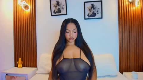 Snapshot of sofiasweett1 chatting on 12, 1, 2026 online show from 12, 1, 2026