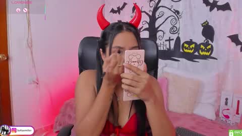 Snapshot of sofiaxmiller chatting on 17, 10, 2025 Danna Sofia online show from 17, 10, 2025