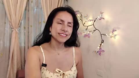 Sofi Bella online show from 18, 4, 2026