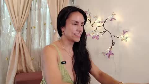 Sofi Bella online show from 7, 5, 2026