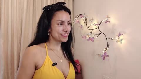 Sofi Bella online show from 10, 5, 2026