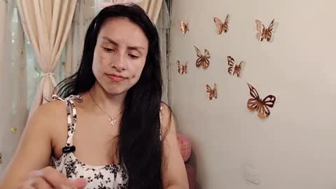 Sofi Bella online show from 8, 6, 2026
