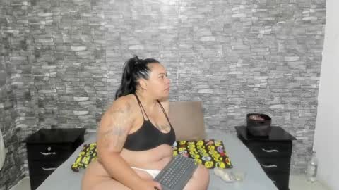 Snapshot of sofie_storm chatting on 20, 2, 2025 Vicky online show from 20, 2, 2025