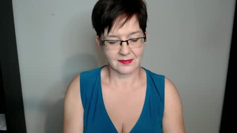 Snapshot of sofie_velvet chatting on 5, 12, 2024 Sofie Velvet online show from 5, 12, 2024