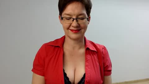 Snapshot of sofie_velvet chatting on 24, 1, 2025 Sofie Velvet online show from 24, 1, 2025
