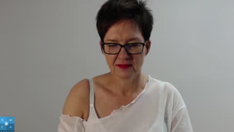 Snapshot of sofie_velvet chatting on 22, 9, 2025 Sofie Velvet online show from 22, 9, 2025