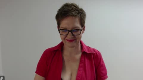 Snapshot of sofie_velvet chatting on 31, 3, 2026 Sofie Velvet online show from 31, 3, 2026