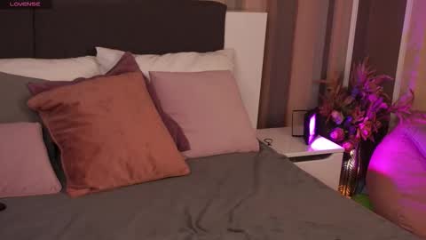 Snapshot of sofieenoir chatting on 12, 10, 2025 Sofie online show from 12, 10, 2025