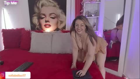 Snapshot of sofiibell_ chatting on 20, 9, 2025 Sofiibell online show from 20, 9, 2025
