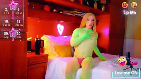 Snapshot of sofiiboniita_ chatting on 19, 9, 2025 Sofa bonita online show from 19, 9, 2025