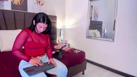      online show from 5, 1, 2025