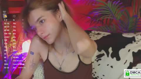 Snapshot of soft_animal chatting on 20, 9, 2025 E online show from 20, 9, 2025