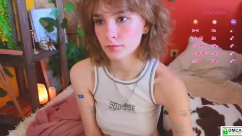 Snapshot of soft_animal chatting on 21, 4, 2026 E online show from 21, 4, 2026