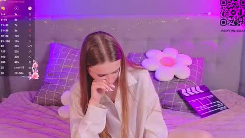 Snapshot of soft_babe chatting on 8, 11, 2025 Milisa online show from 8, 11, 2025