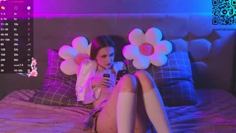 Snapshot of soft_babe chatting on 24, 11, 2025 Milisa online show from 24, 11, 2025