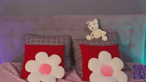 Snapshot of soft_babe chatting on 29, 5, 2026 Milisa online show from 29, 5, 2026